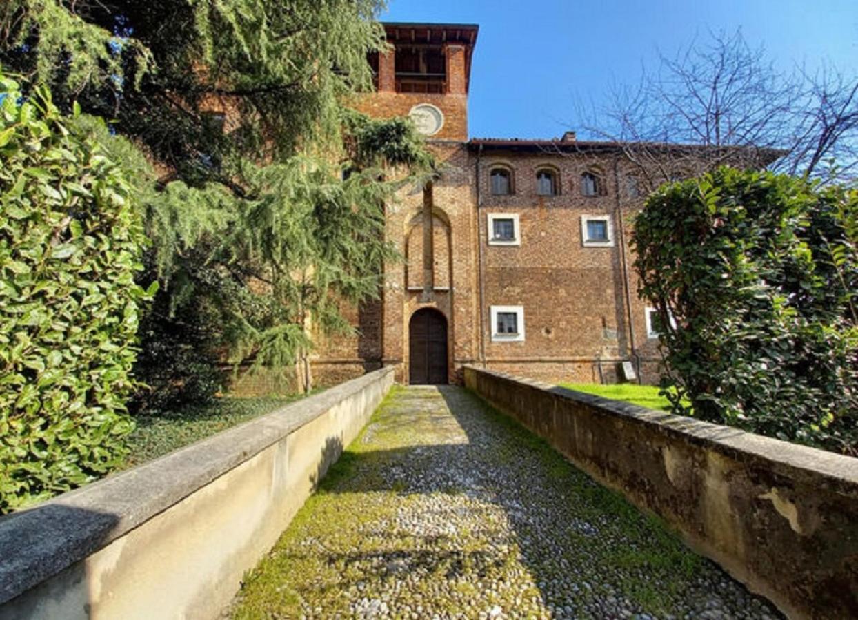 Alice Nel Paese Delle Meraviglie Sulbiate Exterior photo