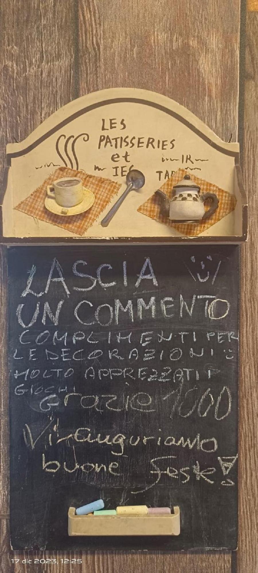 Alice Nel Paese Delle Meraviglie Sulbiate Exterior photo